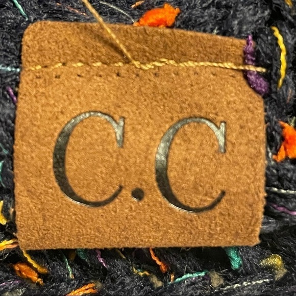 ✅2x Host Pick✅ C.C. Knitted Headband Ear Warmer - Picture 2 of 3